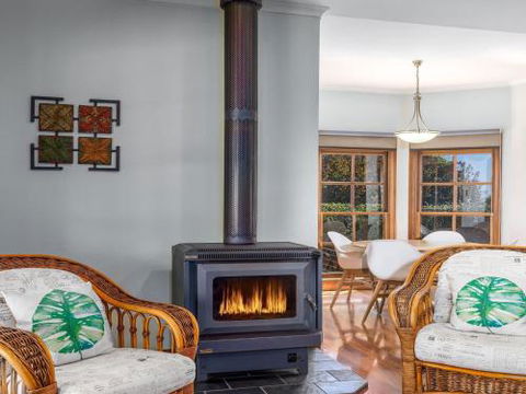 GULL HOUSE Kiama 4pm Check Out Sundays - C Tourism 4