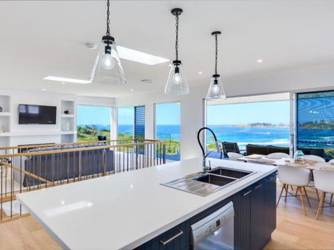 SEASCAPE Bombo 4pm Check Out Sundays - C Tourism 5