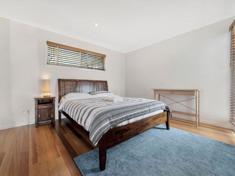 Drift Beach House - C Tourism 4