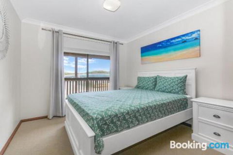 Stingray Shores Your Riverside Escape - C Tourism 1