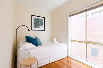 KIM 2BDR West Melbourne Apartment - C Tourism 3