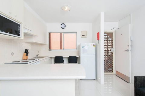 High Point Unit 4 / 4 Magnus Street - C Tourism 1