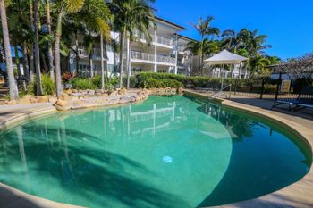 Resort Apartment On Salt Beach 6318 - C Tourism 1
