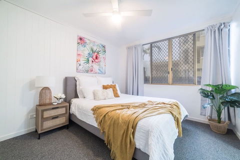 Beautiful Fresh Large 2BR 2Bath Apt - C Tourism 5