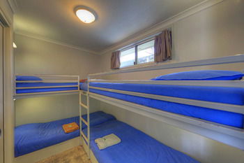 Kahlers Oasis Caravan Park - C Tourism 3