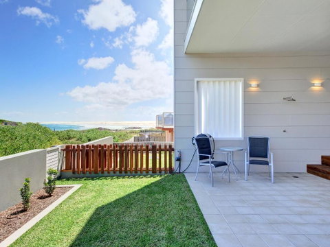 Ocean Views 41A Ocean Avenue - C Tourism 1