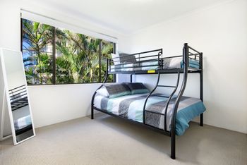 Beachside Escape In Stunning Surfers Paradise - C Tourism 1