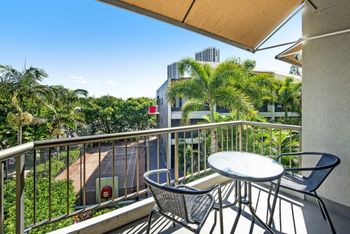 Beachside Escape In Stunning Surfers Paradise - C Tourism 5