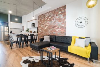Phoenix On Curzon Rejuvenate Stays - C Tourism 3