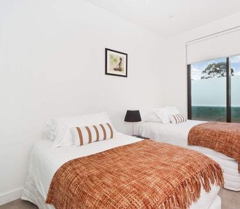Smart Modern In St. Kilda - C Tourism 4
