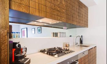 Smart Modern In St. Kilda - C Tourism 2