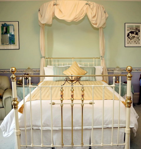 Forgandenny Bed & Breakfast - C Tourism 4