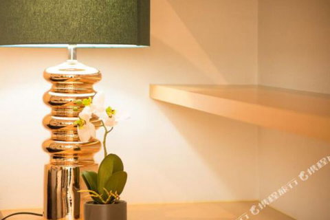 Qinnat Victoria One On Elizabeth Melbourne - C Tourism 3