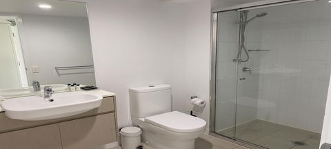 Airtrip Apartments On Carlyle St. Mackay - C Tourism 1