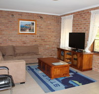 Surf Beach Family Friendly Home - C Tourism