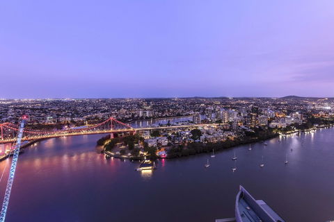 Oaks Aurora Tower - C Tourism 0