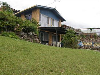 Ambience Holiday Apartments - C Tourism 0