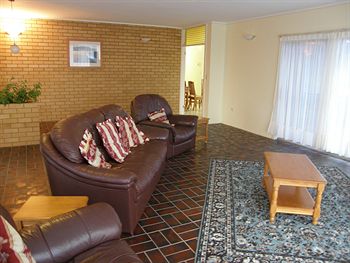 Ambience Holiday Apartments - C Tourism 5