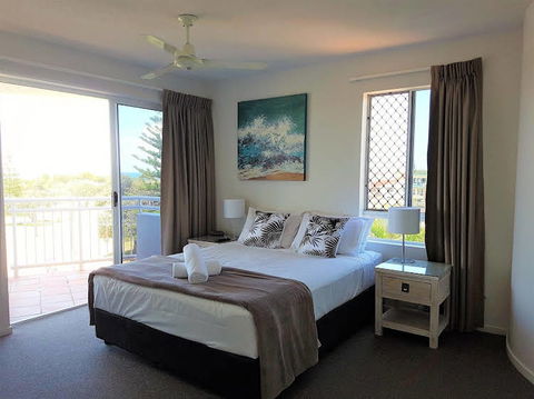 Beachside Resort - C Tourism 0