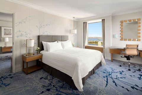 Shangri-La Hotel, Sydney - C Tourism 4