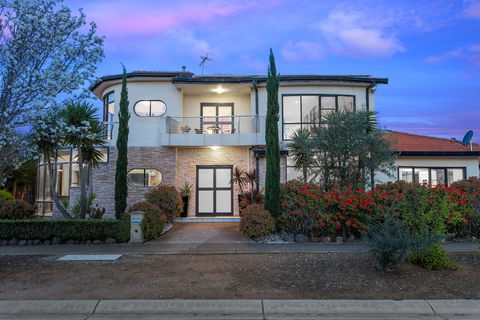 Villa De Marseilles - Melbourne - C Tourism 0