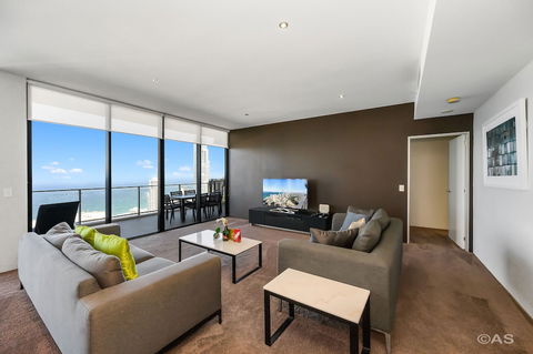 Apartment Stay - Circle On Cavill - C Tourism 5