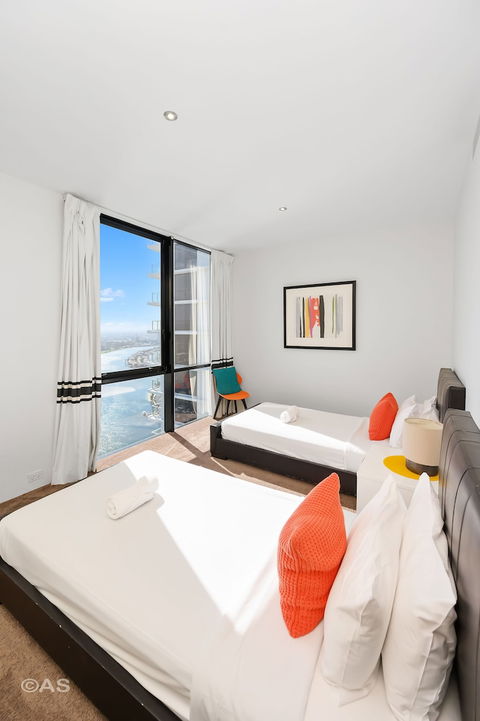 Apartment Stay - Circle On Cavill - C Tourism 1