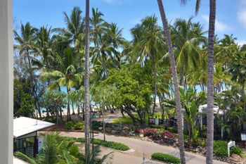 Drift Luxury Private Apartment - C Tourism 4
