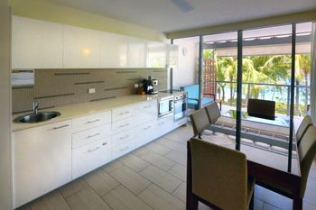 Drift Luxury Private Apartment - C Tourism 5