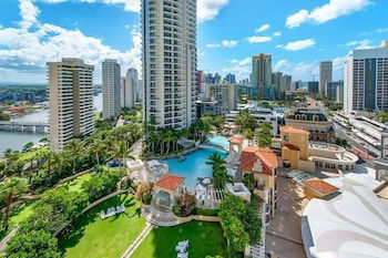 Chevron Renaissance - HR Surfers Paradise - C Tourism 4
