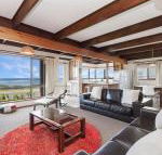 Swimmers Rest - uninterrupted panoramic ocean views - 1 Bedroom - C Tourism