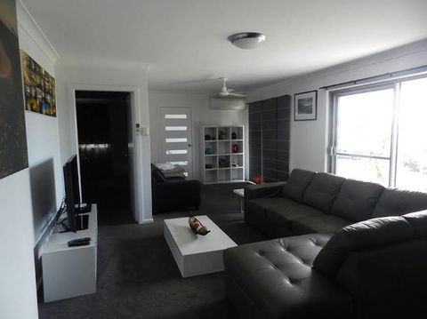 Yamba Norfolk Motel - C Tourism 1