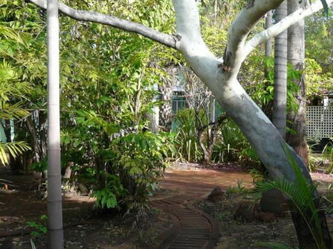 West Kimberley Lodge & Caravan Park  - C Tourism 1