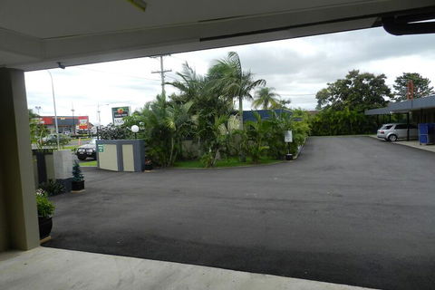 Golden Palms Motor Inn - C Tourism 3