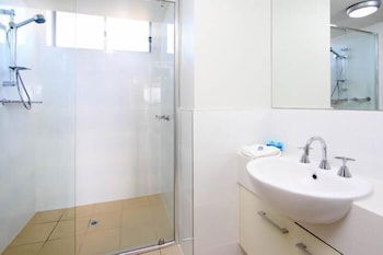 P A Apartments - C Tourism 6