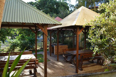 Rainbow Getaway Holiday Apartments - C Tourism 1