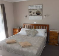 Lakes Entrance Country Cottages - C Tourism