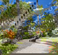 Beach Breakers Resort - C Tourism
