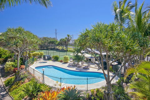 Beach Breakers Resort - C Tourism 2