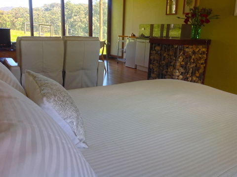 Valley Farm Vineyard Cottages - C Tourism 3