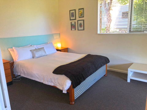 Valley Farm Vineyard Cottages - C Tourism 5