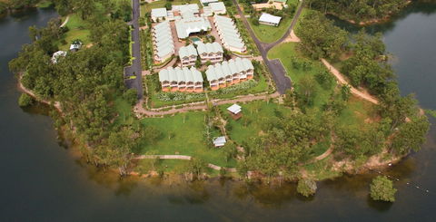 Tinaroo Lake Resort - C Tourism 0