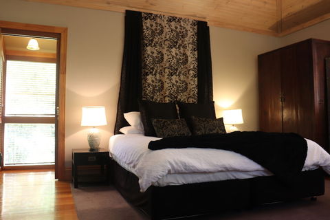Linden Gardens Rainforest Retreat - C Tourism 3