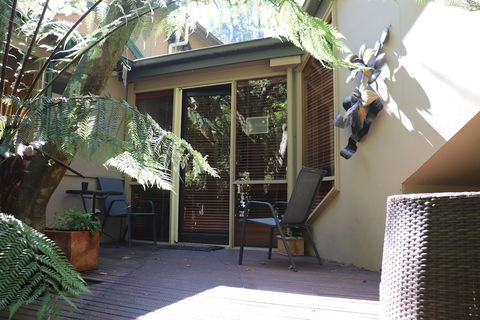 Linden Gardens Rainforest Retreat - C Tourism 0