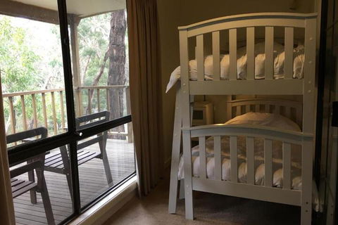 The Ledge Holiday House - C Tourism 2