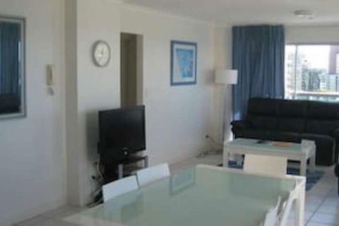 Grosvenor Beachfront Apartments - C Tourism 4