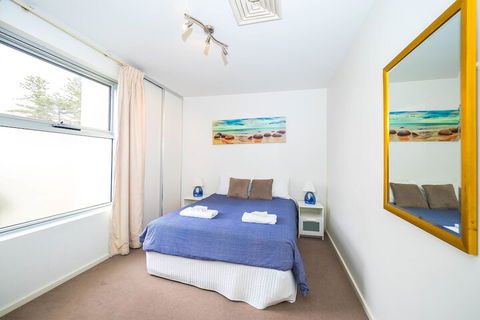 Glenelg Beachside Apartments - C Tourism 2