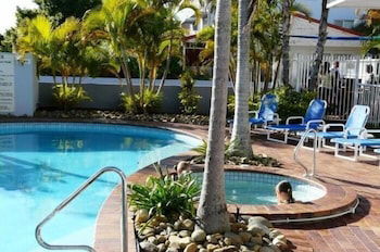 Champelli Palms - C Tourism 3