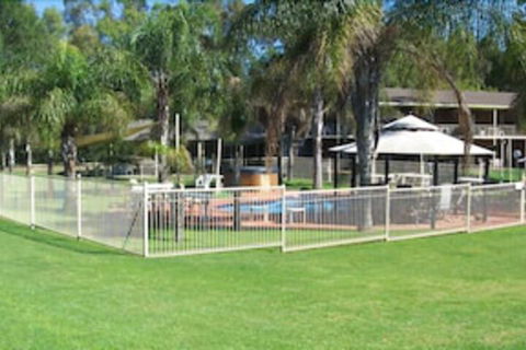Tocumwal Golf Resort - C Tourism 3