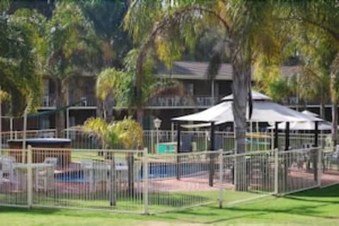 Tocumwal Golf Resort - C Tourism 1
